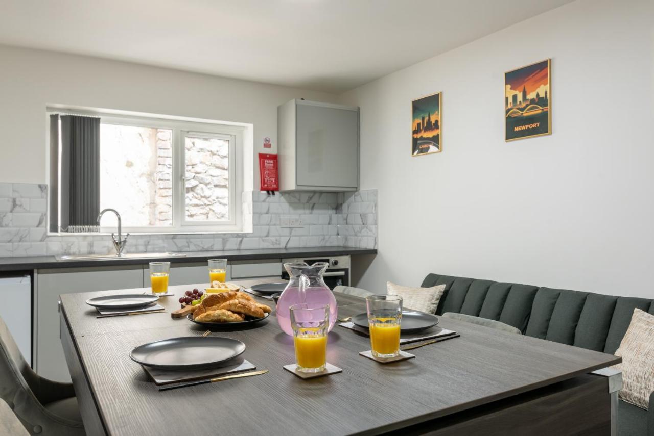 Exquisite Cardiff Apartments- With Garden Lounge & Games Room Exterior photo